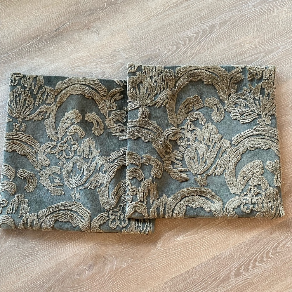 Pottery Barn - 3 Natalia Jacquard Pillow Covers